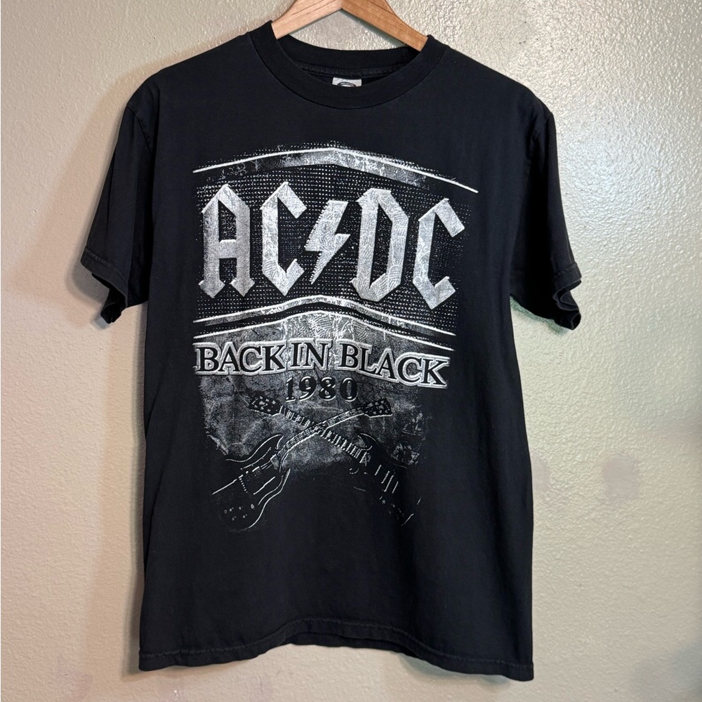 AC/DC Back in Black Short Sleeve Vintage Tee